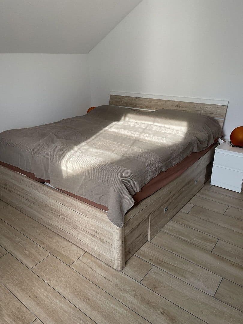 Predaj domu 130 m², pozemek 190 m², Weil der Stadt, Bádensko-Wurttembersko Predaj domu 130 m², pozemek 190 m², Weil der Stadt, Bádensko-Wurttembersko