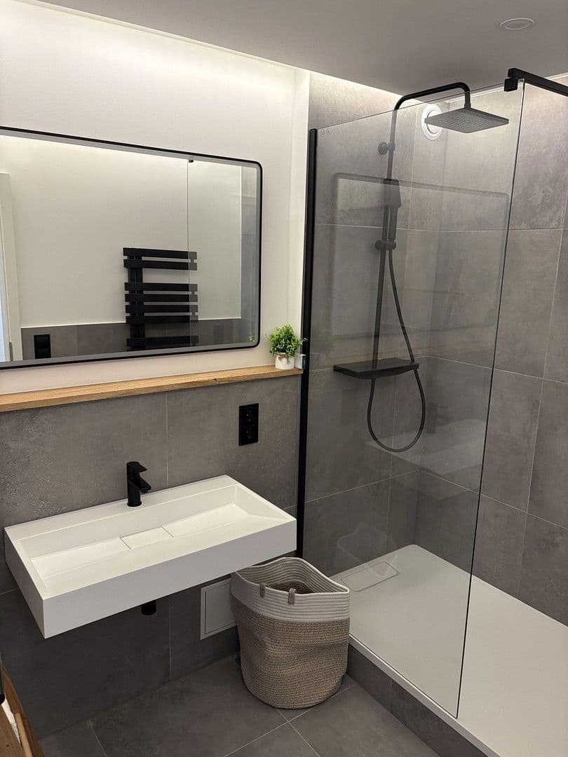 Predaj bytu 4-izbový 106 m², Grünewaldstraße 57, Nürtingen, Bádensko-Wurttembersko Predaj bytu 4-izbový 106 m², Grünewaldstraße 57, Nürtingen, Bádensko-Wurttembersko