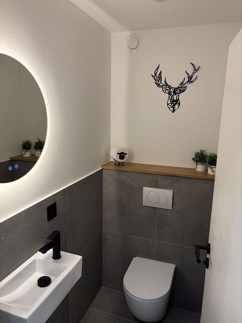 Predaj bytu 4-izbový 106 m², Grünewaldstraße 57, Nürtingen, Bádensko-Wurttembersko Predaj bytu 4-izbový 106 m², Grünewaldstraße 57, Nürtingen, Bádensko-Wurttembersko