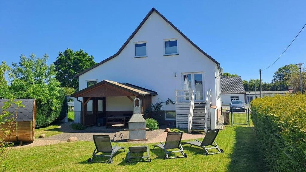 Predaj domu 140 m², pozemek 831 m², Garz/Rügen, Meklenbursko-Predpomoransko Predaj domu 140 m², pozemek 831 m², Garz/Rügen, Meklenbursko-Predpomoransko