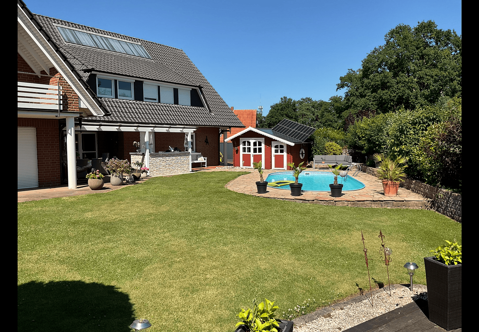 Predaj domu 278 m², pozemek 1.160 m², Dötlingen, Dolné Sasko Predaj domu 278 m², pozemek 1.160 m², Dötlingen, Dolné Sasko