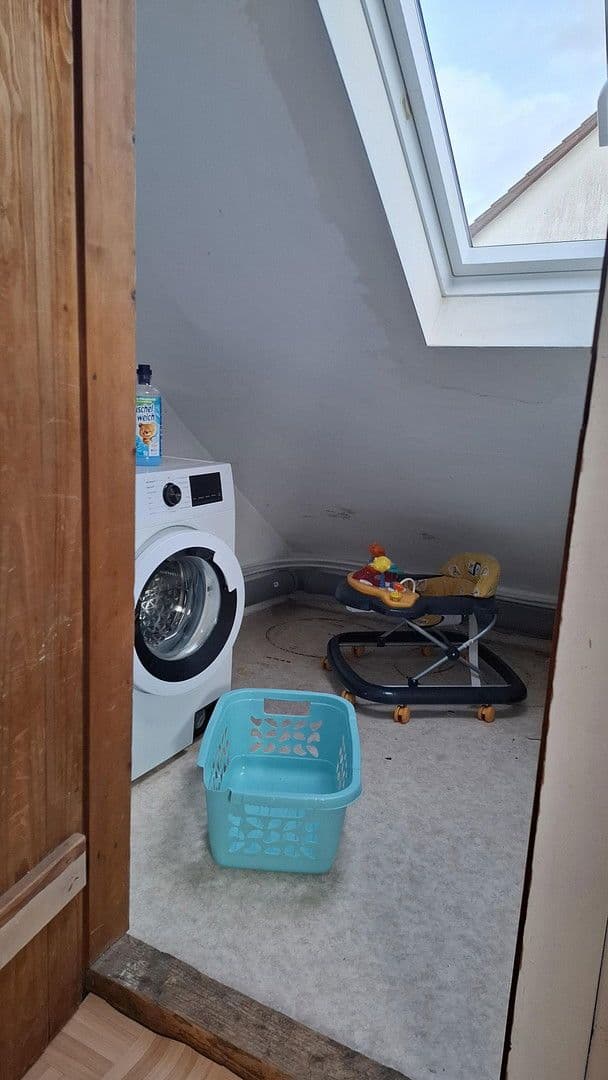 Predaj domu 190 m², pozemek 378 m², Grünerweg 12, Bad Vilbel, Hesensko Predaj domu 190 m², pozemek 378 m², Grünerweg 12, Bad Vilbel, Hesensko