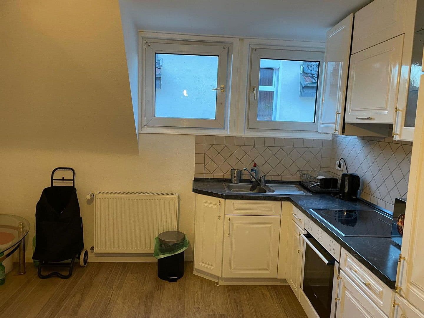 Predaj domu 190 m², pozemek 378 m², Grünerweg 12, Bad Vilbel, Hesensko Predaj domu 190 m², pozemek 378 m², Grünerweg 12, Bad Vilbel, Hesensko