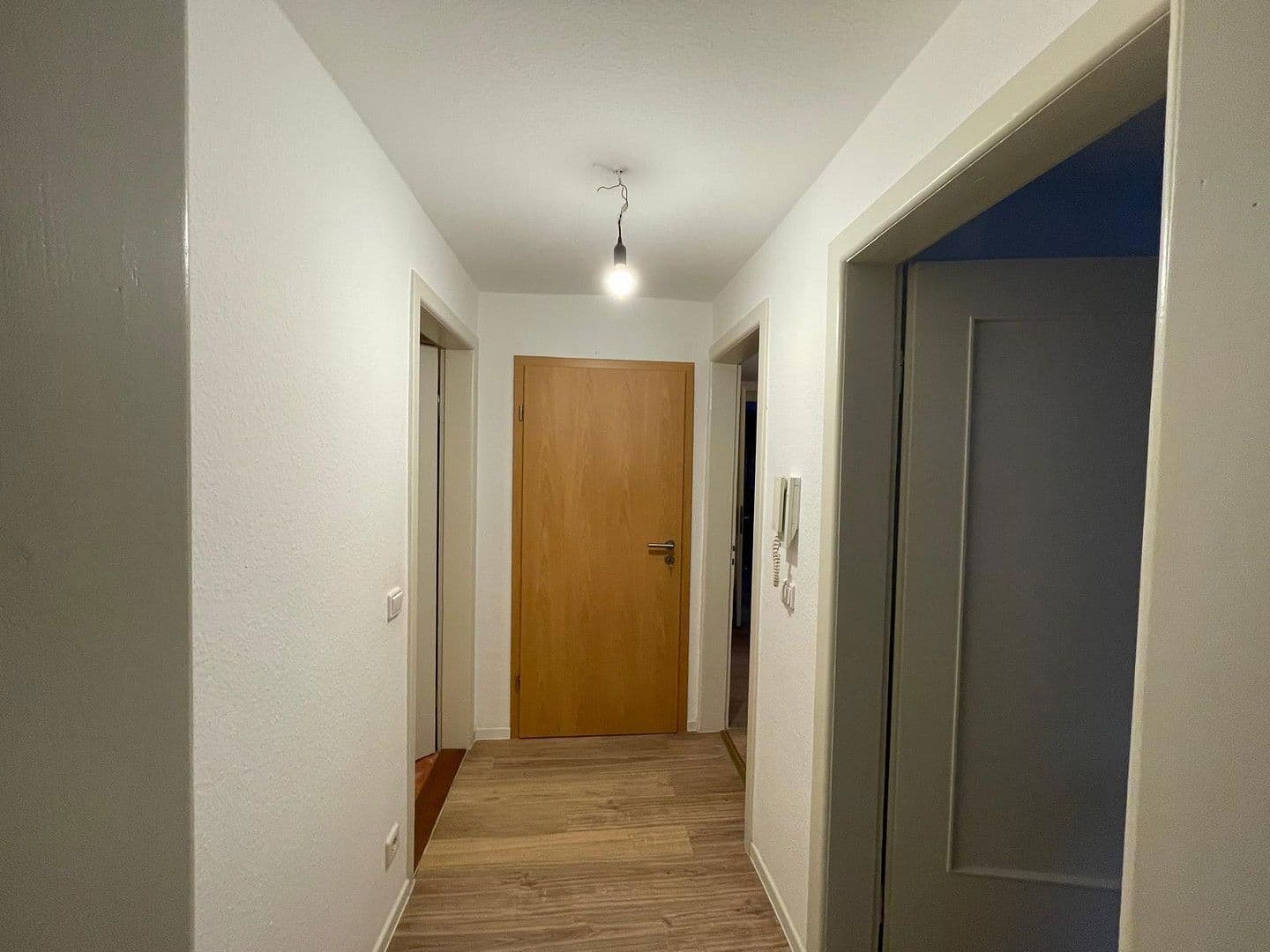 Predaj domu 190 m², pozemek 378 m², Grünerweg 12, Bad Vilbel, Hesensko Predaj domu 190 m², pozemek 378 m², Grünerweg 12, Bad Vilbel, Hesensko
