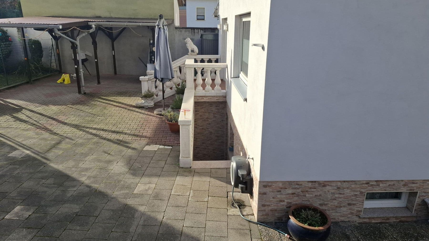 Predaj domu 190 m², pozemek 378 m², Grünerweg 12, Bad Vilbel, Hesensko Predaj domu 190 m², pozemek 378 m², Grünerweg 12, Bad Vilbel, Hesensko