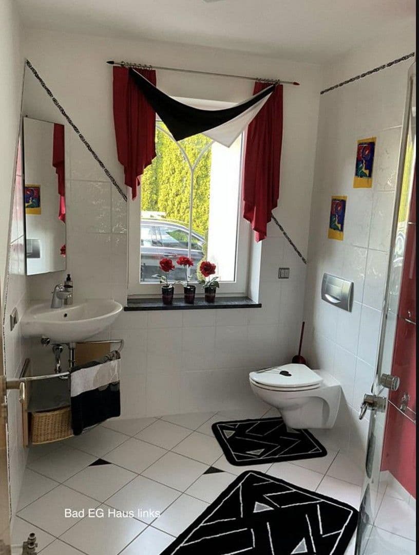 Predaj domu 520 m², pozemek 1.600 m², Dillingen an der Donau, Bavorsko Predaj domu 520 m², pozemek 1.600 m², Dillingen an der Donau, Bavorsko