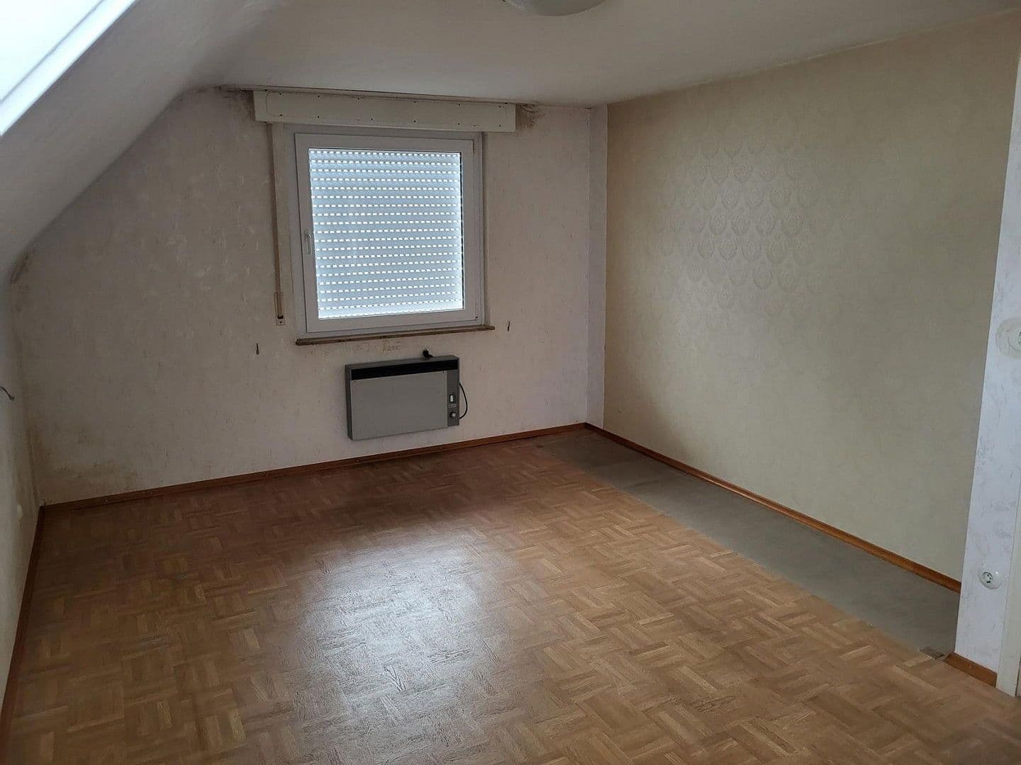 Predaj domu 78 m², pozemek 568 m², Neuenbürg, Bádensko-Wurttembersko Predaj domu 78 m², pozemek 568 m², Neuenbürg, Bádensko-Wurttembersko