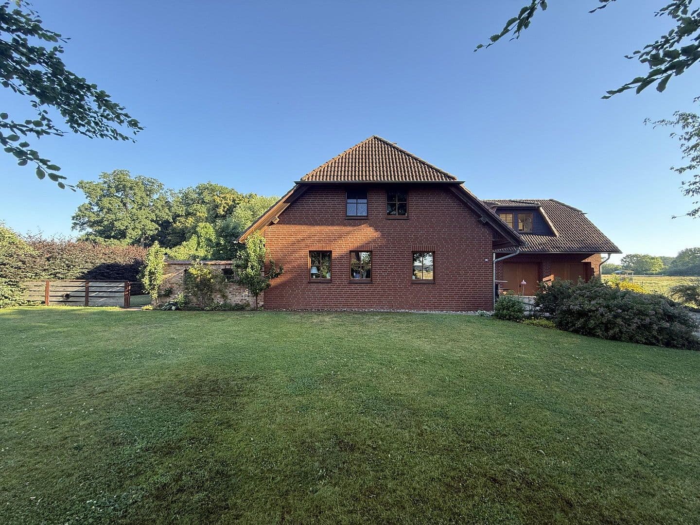 Predaj domu 200 m², pozemek 2.000 m², Apenburg-Winterfeld, Sasko-Anhaltsko Predaj domu 200 m², pozemek 2.000 m², Apenburg-Winterfeld, Sasko-Anhaltsko