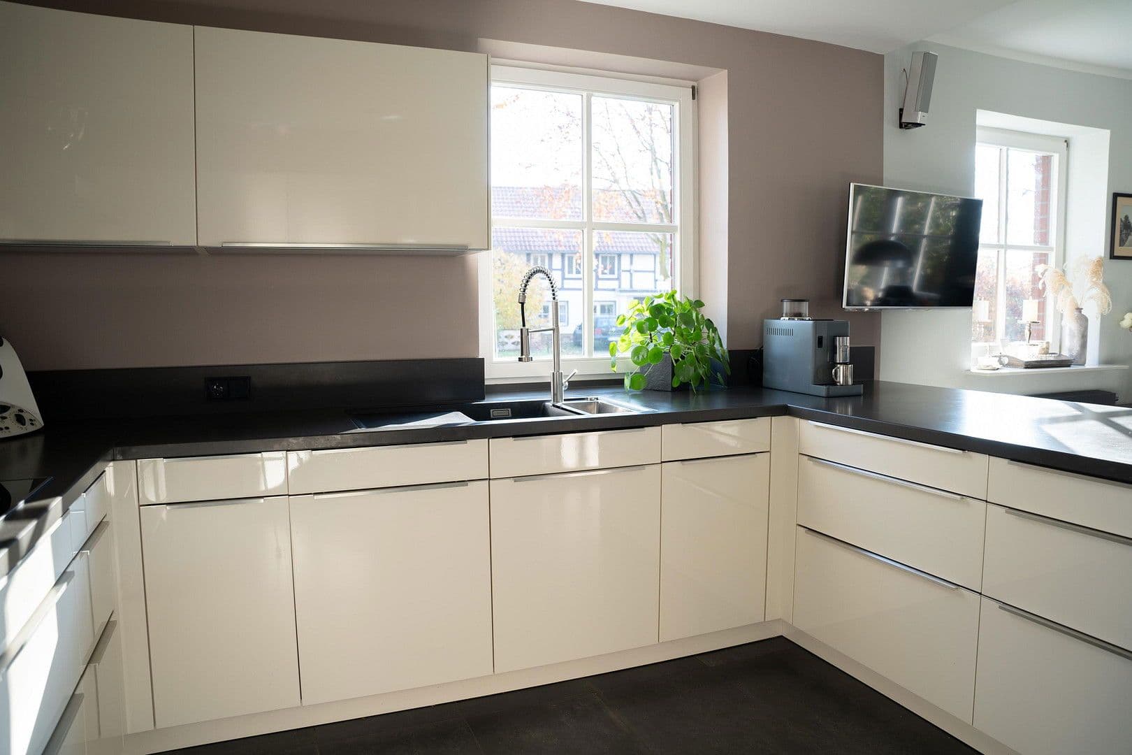 Predaj domu 200 m², pozemek 2.000 m², Apenburg-Winterfeld, Sasko-Anhaltsko Predaj domu 200 m², pozemek 2.000 m², Apenburg-Winterfeld, Sasko-Anhaltsko