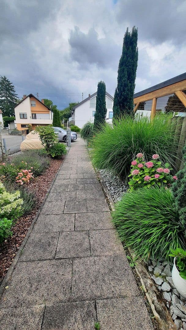 Predaj domu 82 m², pozemek 241 m², Remseck am Neckar, Bádensko-Wurttembersko Predaj domu 82 m², pozemek 241 m², Remseck am Neckar, Bádensko-Wurttembersko