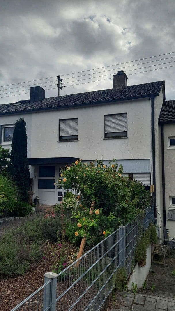 Predaj domu 82 m², pozemek 241 m², Remseck am Neckar, Bádensko-Wurttembersko Predaj domu 82 m², pozemek 241 m², Remseck am Neckar, Bádensko-Wurttembersko