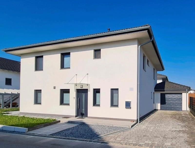 Predaj domu 178 m², pozemek 396 m², Hengersberg, Bavorsko Predaj domu 178 m², pozemek 396 m², Hengersberg, Bavorsko