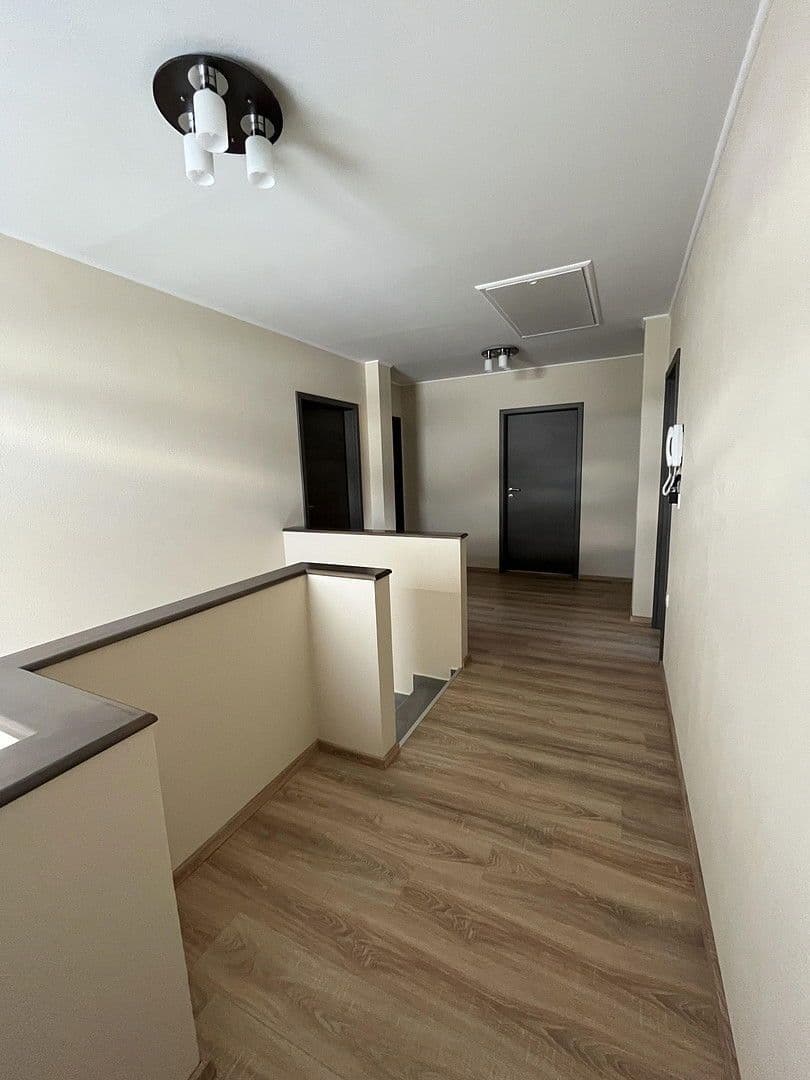 Predaj domu 178 m², pozemek 396 m², Hengersberg, Bavorsko Predaj domu 178 m², pozemek 396 m², Hengersberg, Bavorsko