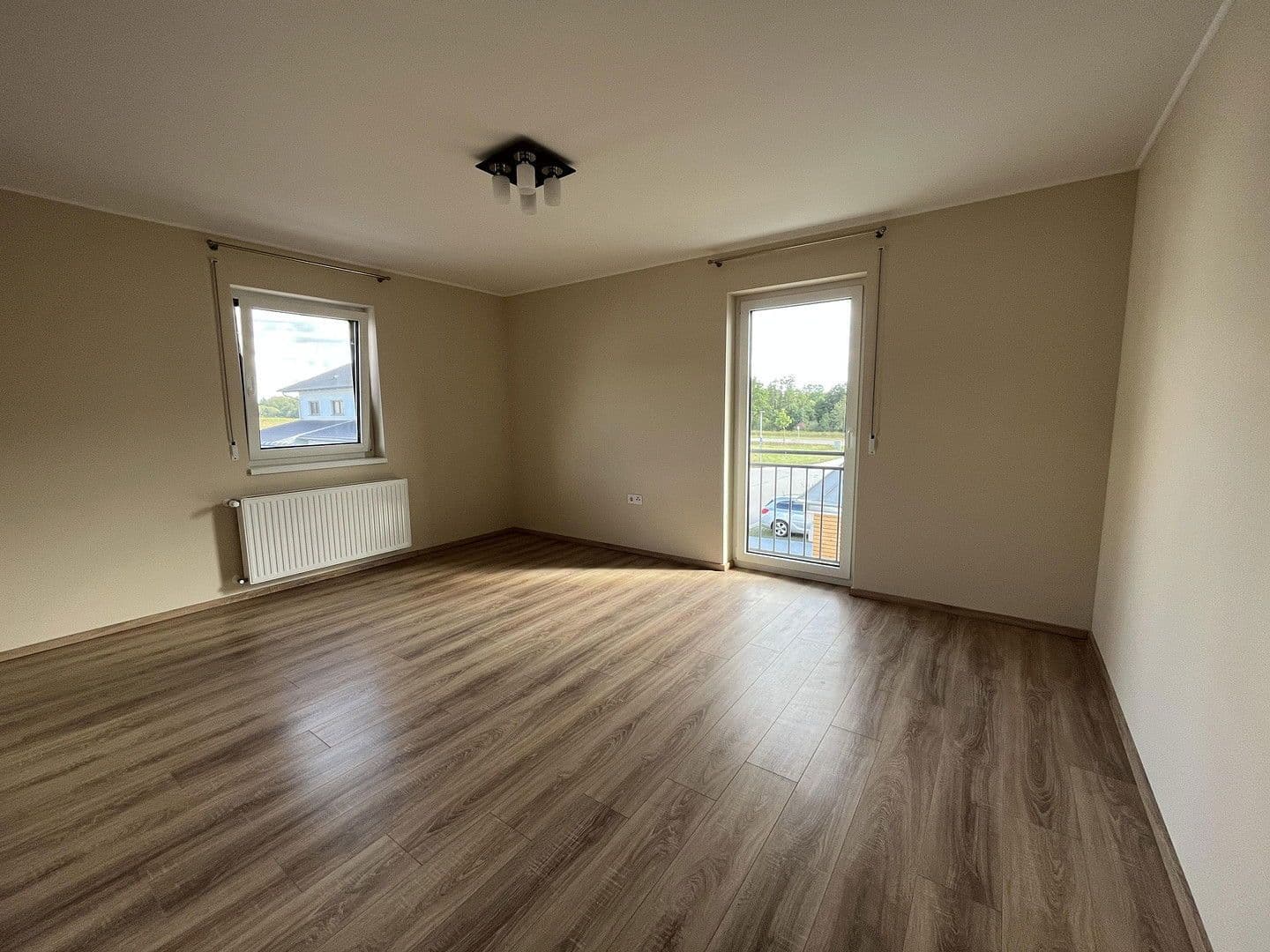 Predaj domu 178 m², pozemek 396 m², Hengersberg, Bavorsko Predaj domu 178 m², pozemek 396 m², Hengersberg, Bavorsko