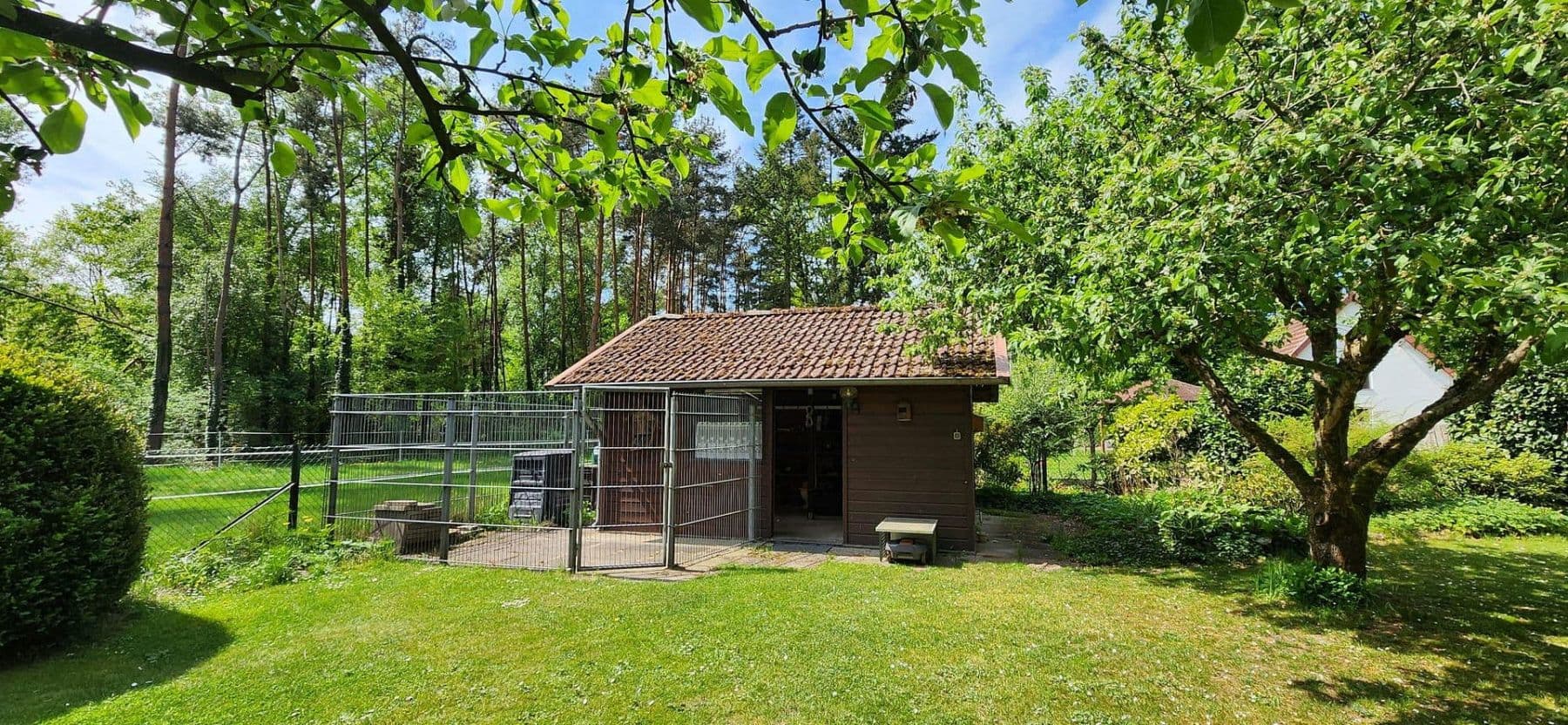 Predaj domu 160 m², pozemek 1.251 m², Neustadt am Rübenberge, Dolné Sasko Predaj domu 160 m², pozemek 1.251 m², Neustadt am Rübenberge, Dolné Sasko