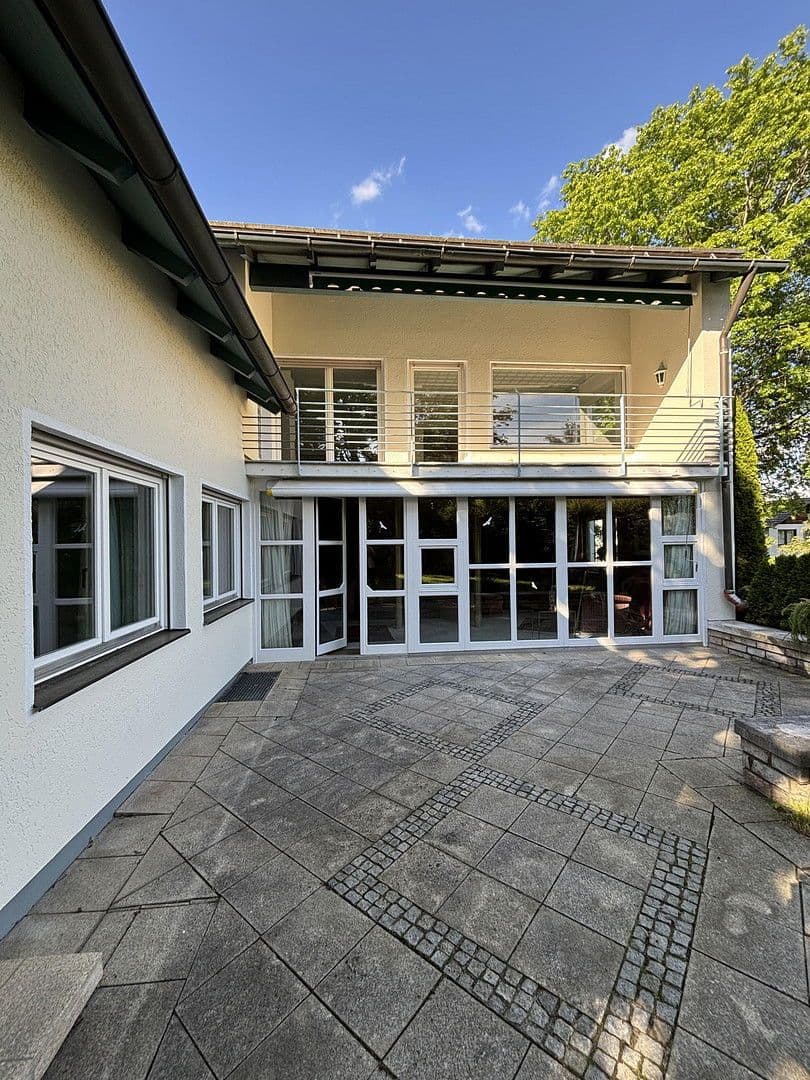 Predaj domu 448 m², pozemek 1.825 m², Passau, Bavorsko Predaj domu 448 m², pozemek 1.825 m², Passau, Bavorsko