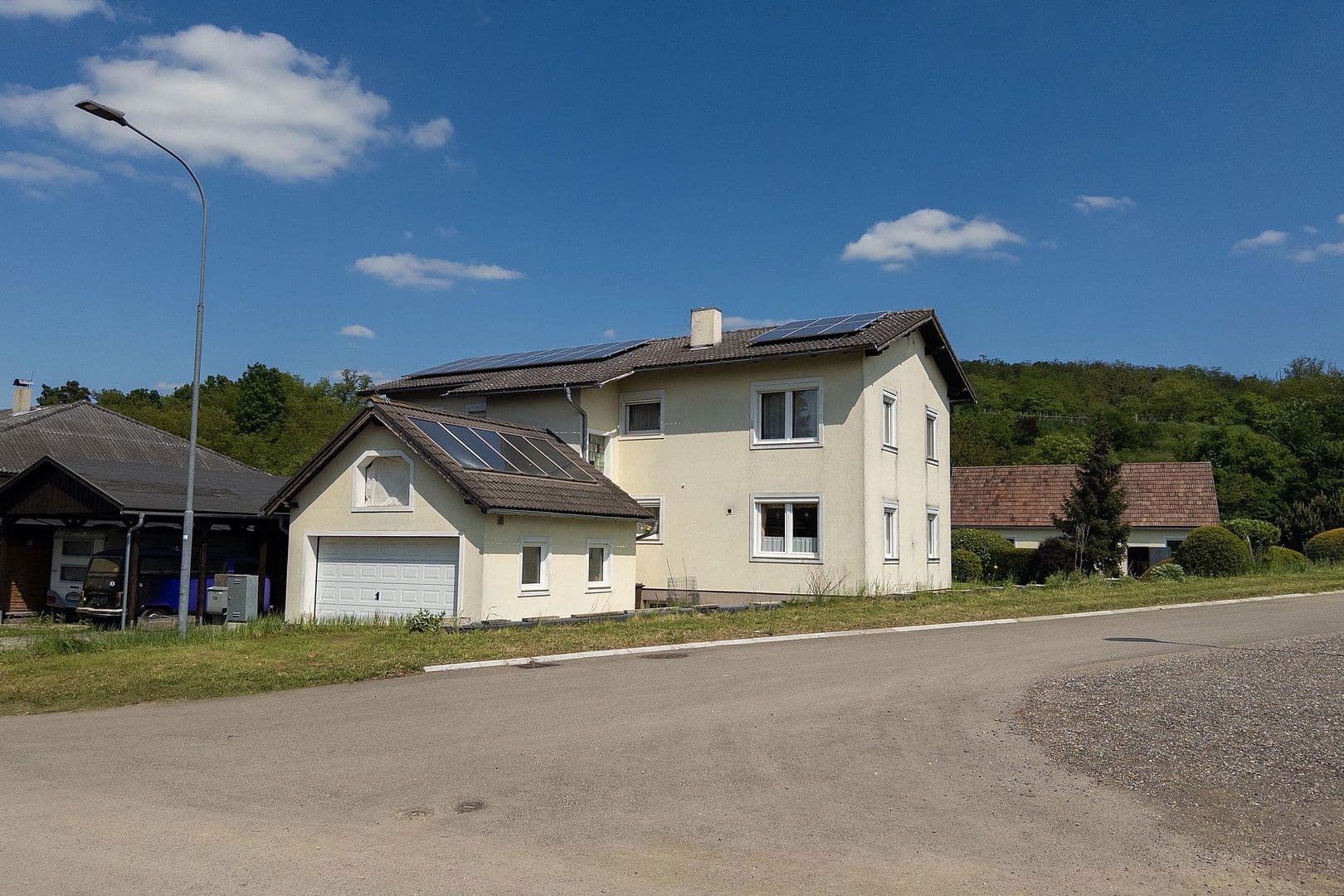 Predaj domu 246 m², pozemek 2.655 m², Radlbrunn, Dolné Rakúsko Predaj domu 246 m², pozemek 2.655 m², Radlbrunn, Dolné Rakúsko