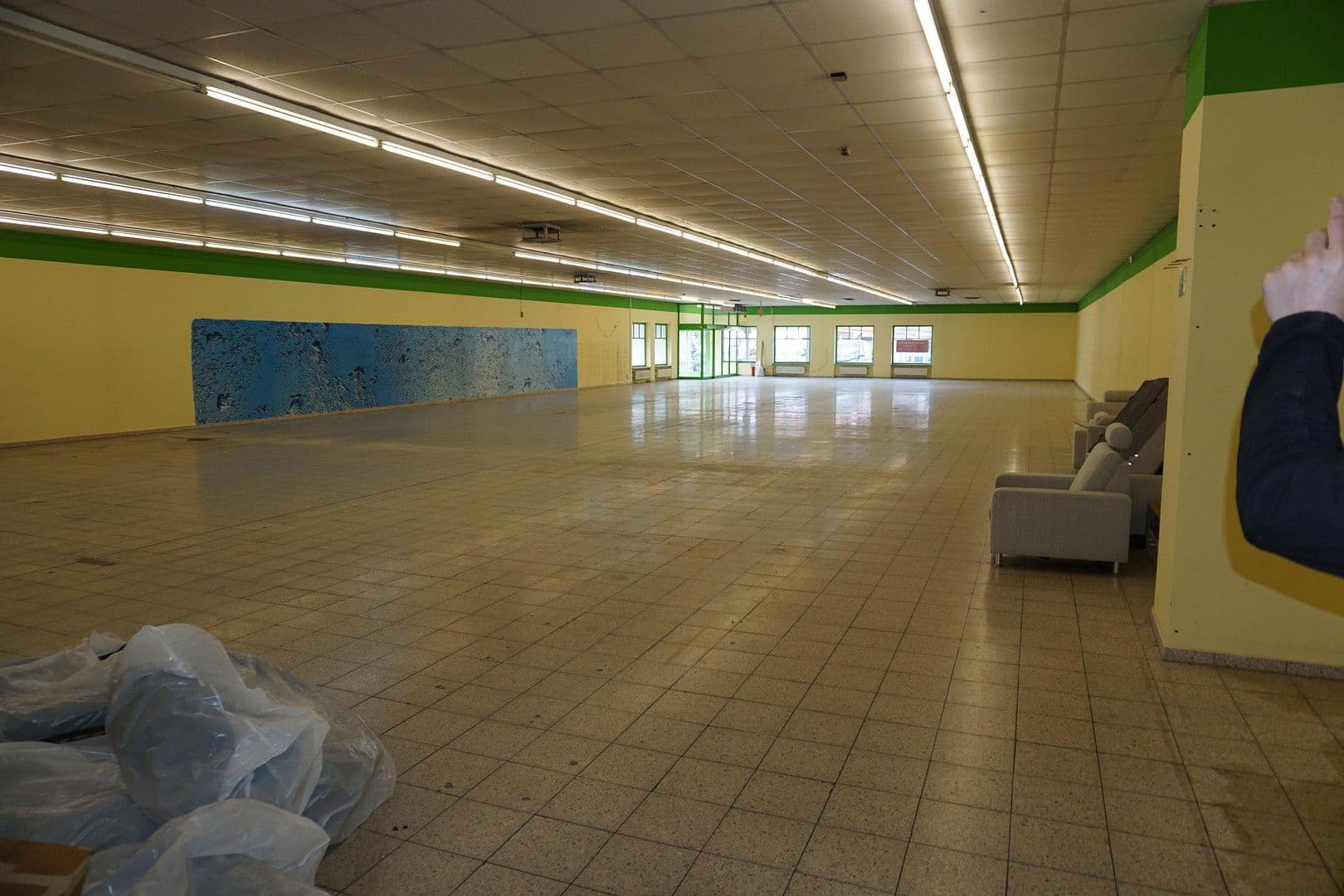 Prenájom nebytového priestoru 716 m², Wannenblick 1, Wertach, Bavorsko Prenájom nebytového priestoru 716 m², Wannenblick 1, Wertach, Bavorsko