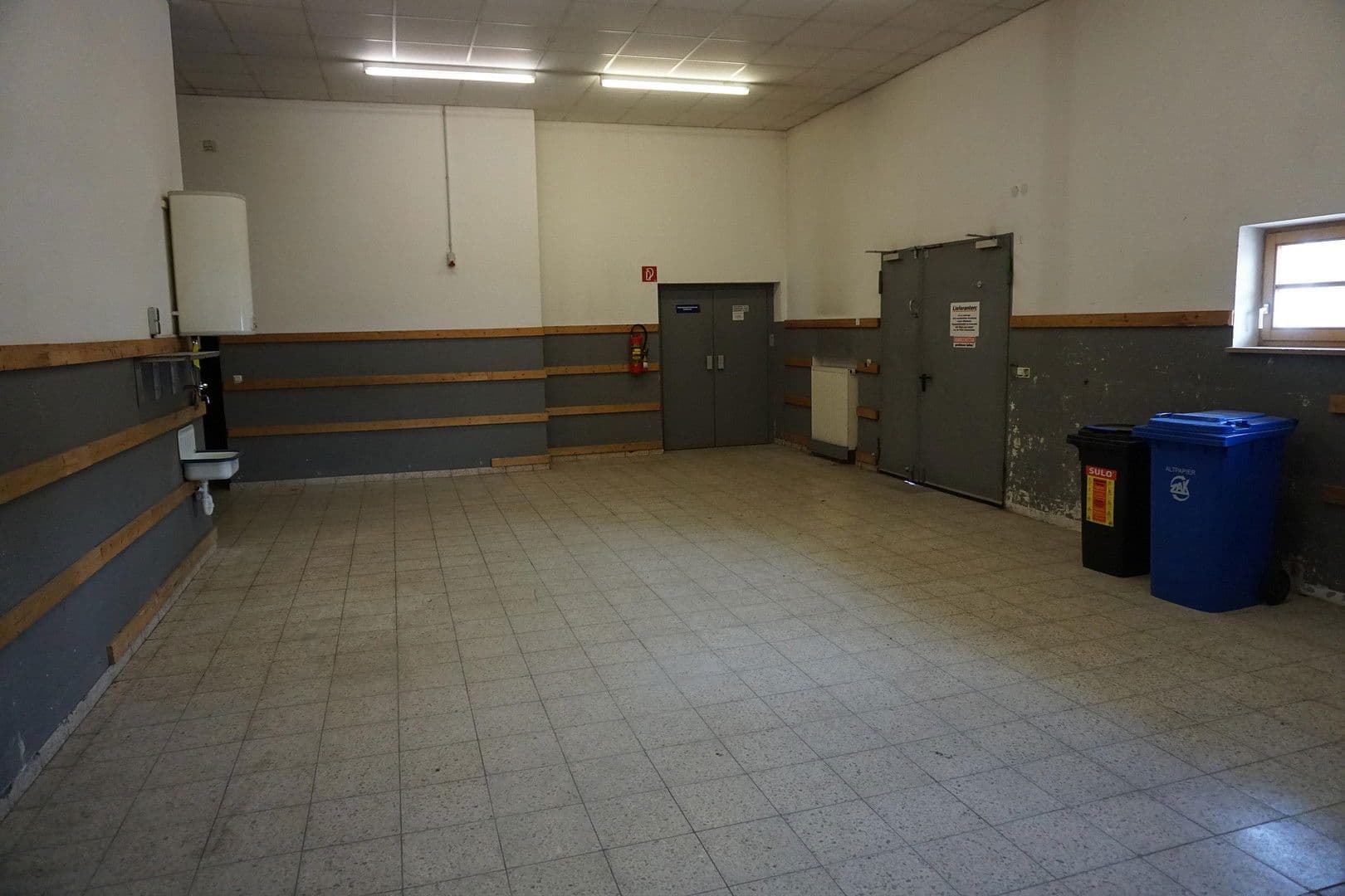 Prenájom nebytového priestoru 716 m², Wannenblick 1, Wertach, Bavorsko Prenájom nebytového priestoru 716 m², Wannenblick 1, Wertach, Bavorsko