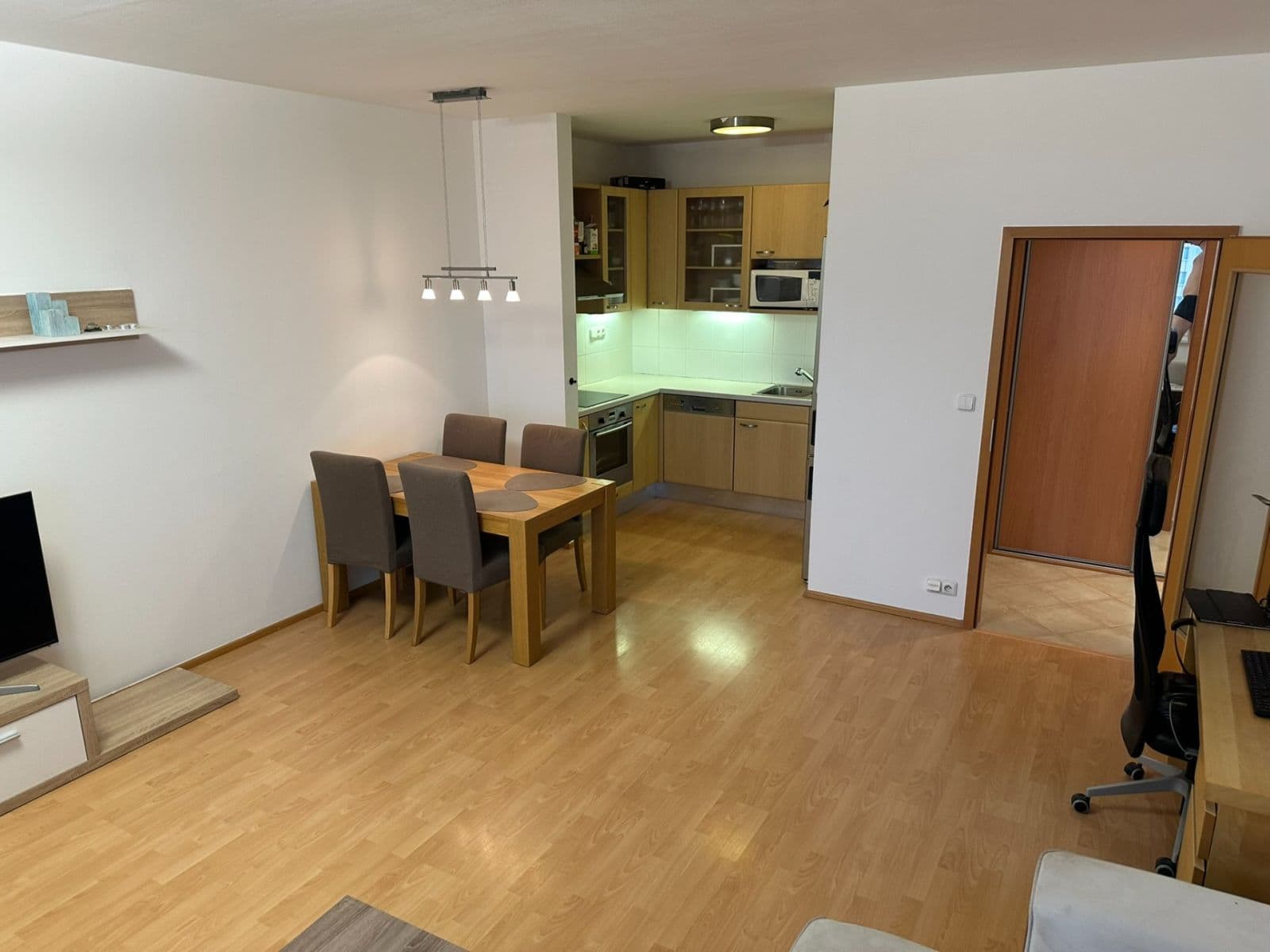 Predaj bytu 2-izbový 64 m², R.A. Dvorského, Praha, Praha Predaj bytu 2-izbový 64 m², R.A. Dvorského, Praha, Praha