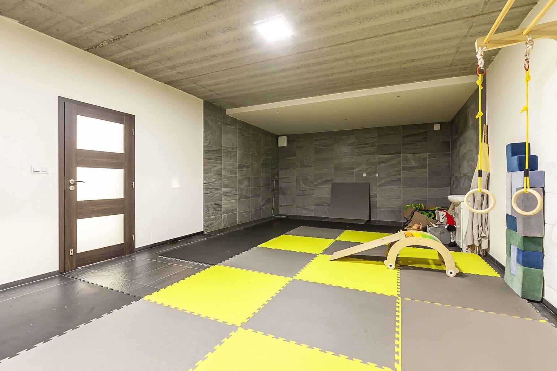 Predaj bytu 4-izbový 188 m², Na Baních, Praha, Praha Predaj bytu 4-izbový 188 m², Na Baních, Praha, Praha