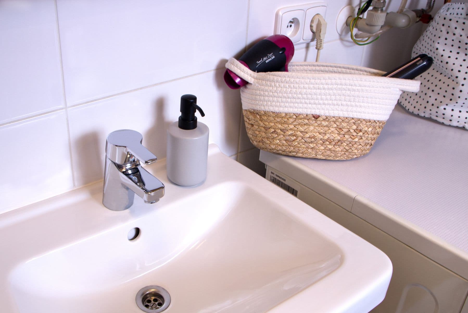 Prenájom bytu 27 m², Na Chmelnici, Praha, Praha Prenájom bytu 27 m², Na Chmelnici, Praha, Praha