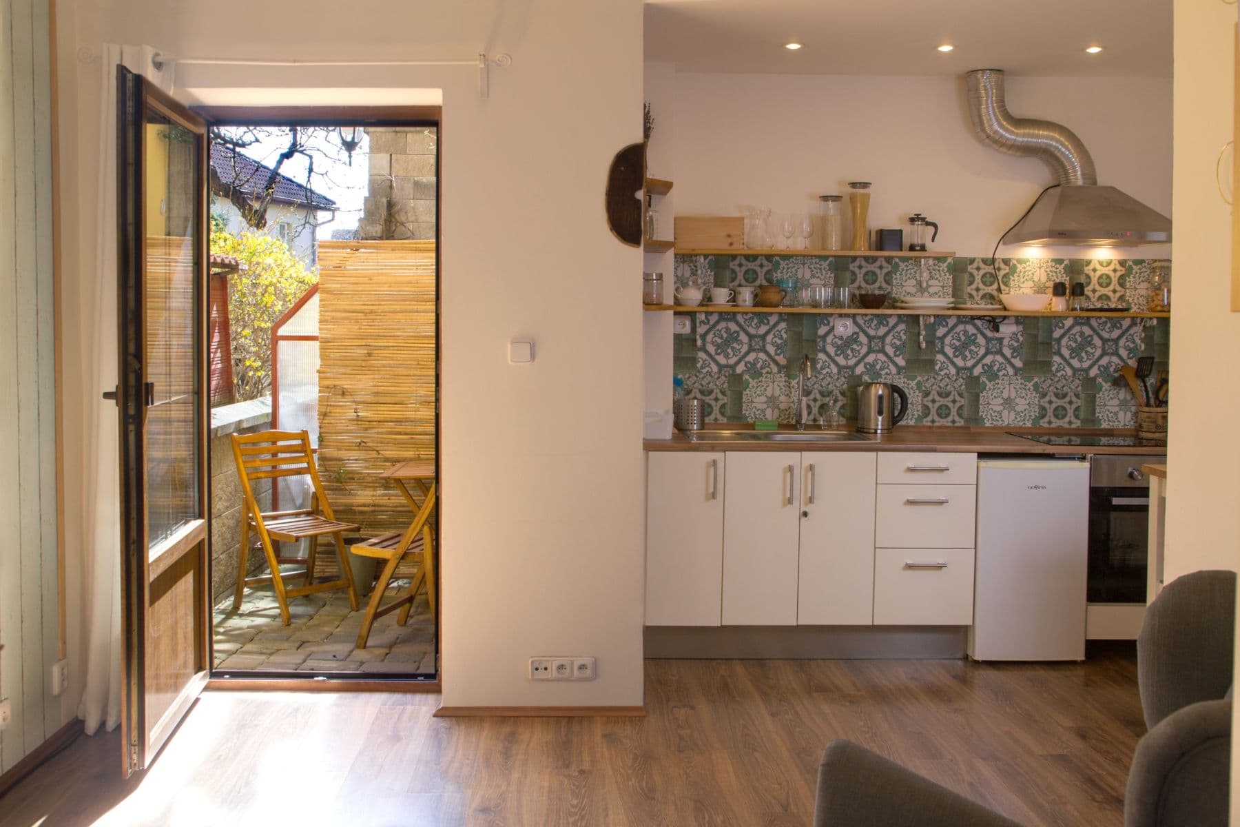 Prenájom bytu 27 m², Na Chmelnici, Praha, Praha Prenájom bytu 27 m², Na Chmelnici, Praha, Praha