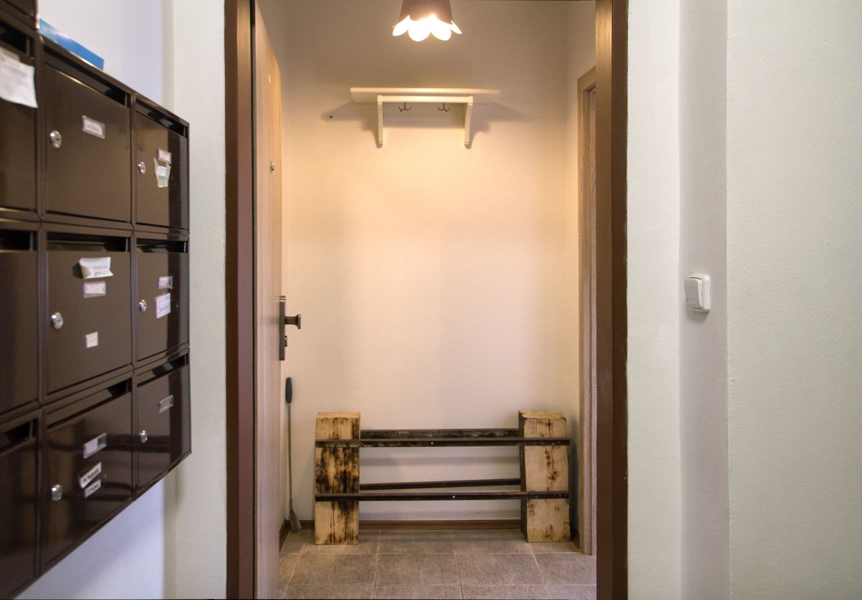 Prenájom bytu 27 m², Na Chmelnici, Praha, Praha Prenájom bytu 27 m², Na Chmelnici, Praha, Praha