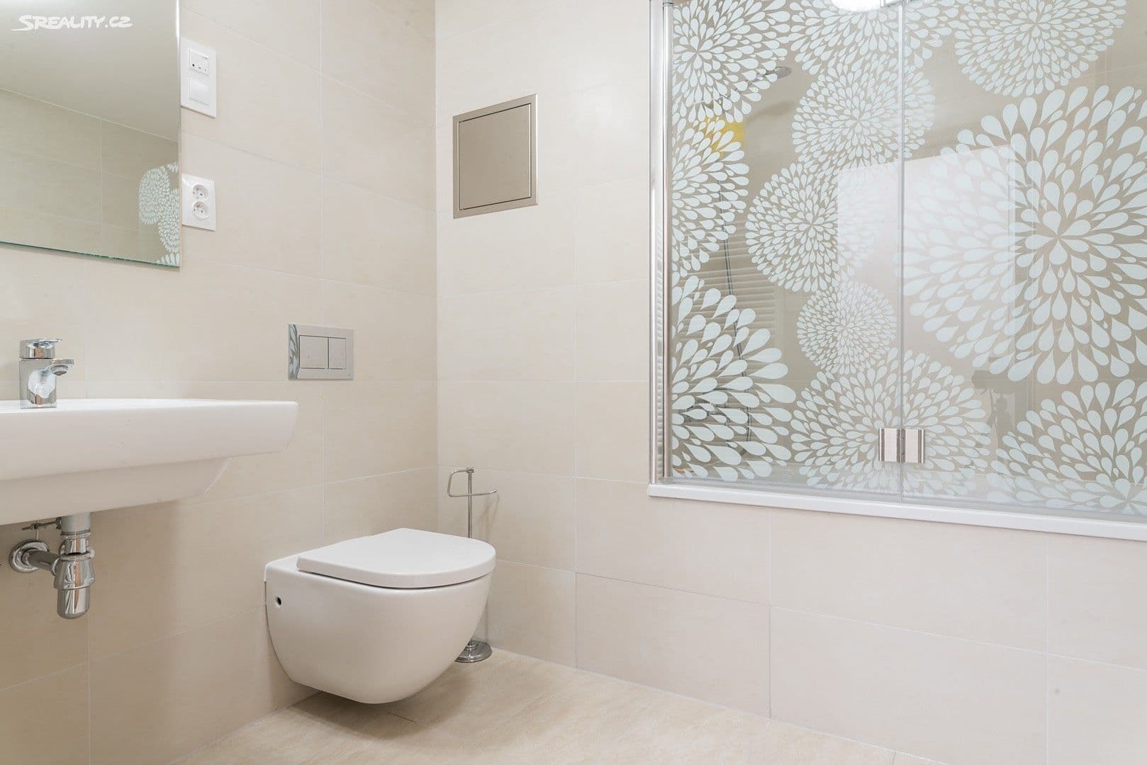 Prenájom bytu 2-izbový 60 m², Zvěřinova, Praha, Praha Prenájom bytu 2-izbový 60 m², Zvěřinova, Praha, Praha