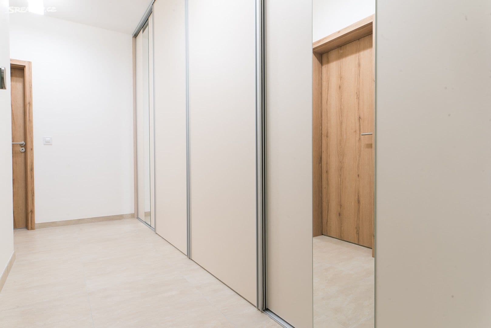 Prenájom bytu 2-izbový 60 m², Zvěřinova, Praha, Praha Prenájom bytu 2-izbový 60 m², Zvěřinova, Praha, Praha