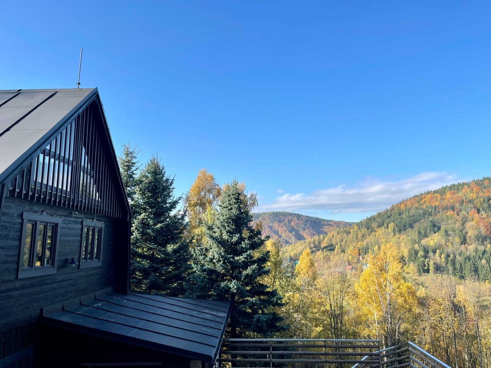 Predaj domu 271 m², pozemek 2.776 m², Pustinská, Desná, Liberecký kraj Predaj domu 271 m², pozemek 2.776 m², Pustinská, Desná, Liberecký kraj