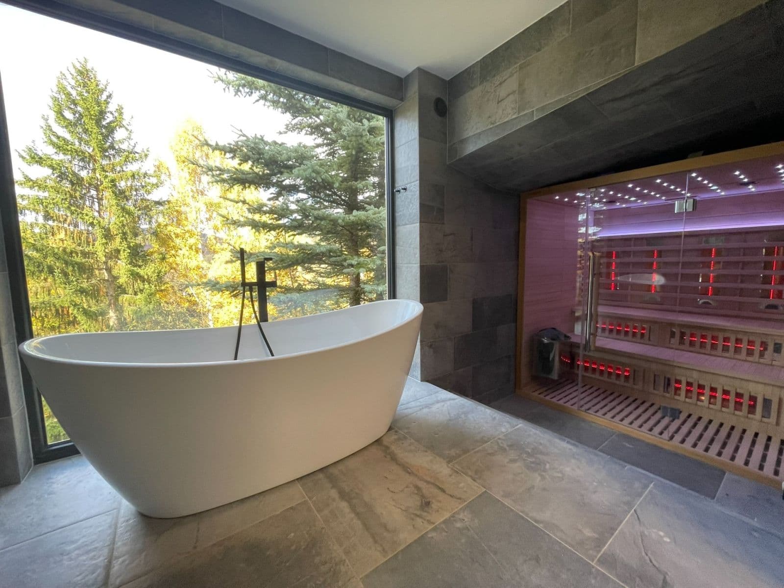 Predaj domu 271 m², pozemek 2.776 m², Pustinská, Desná, Liberecký kraj Predaj domu 271 m², pozemek 2.776 m², Pustinská, Desná, Liberecký kraj