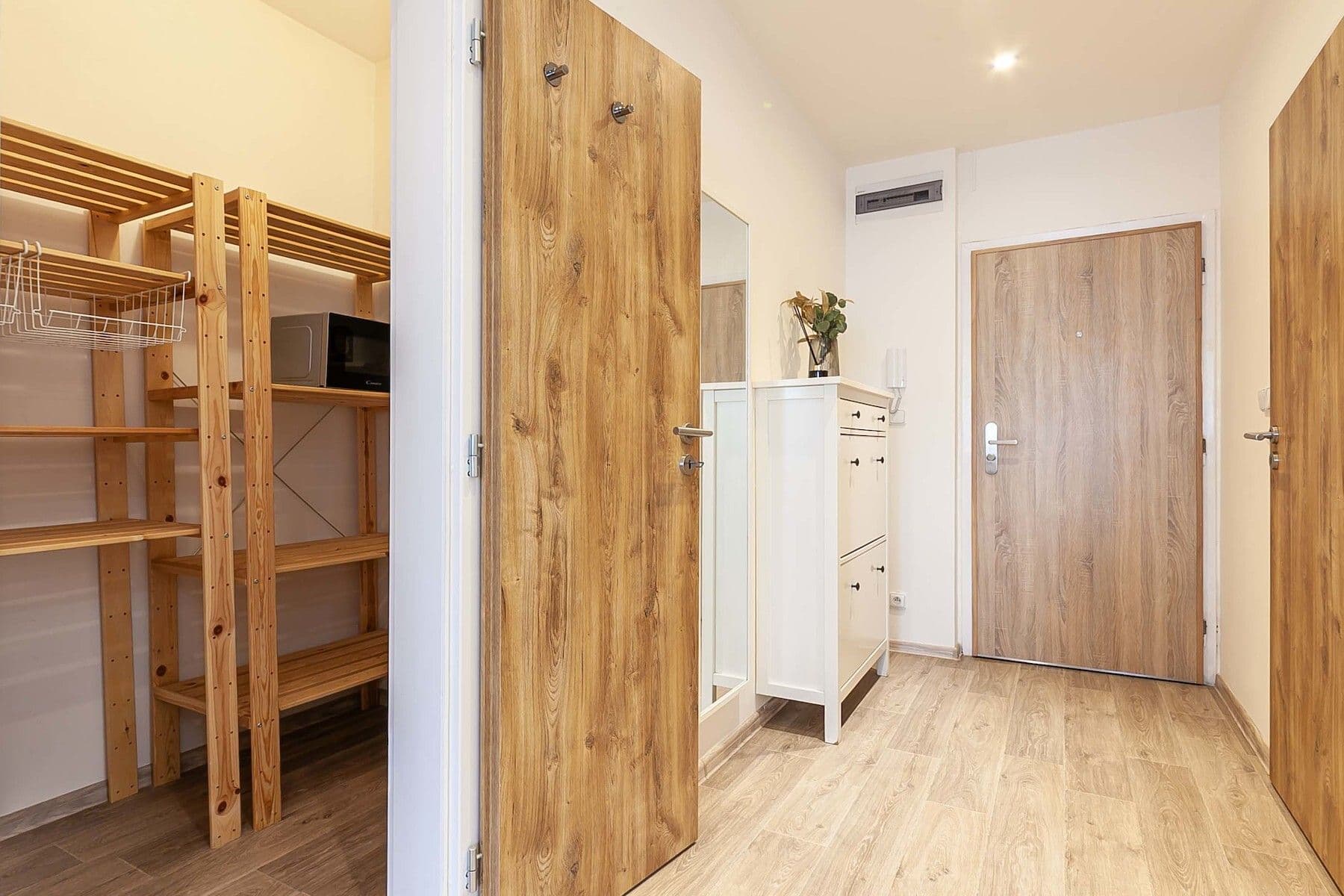 Predaj bytu 2-izbový 41 m², Semická, Praha, Praha Predaj bytu 2-izbový 41 m², Semická, Praha, Praha