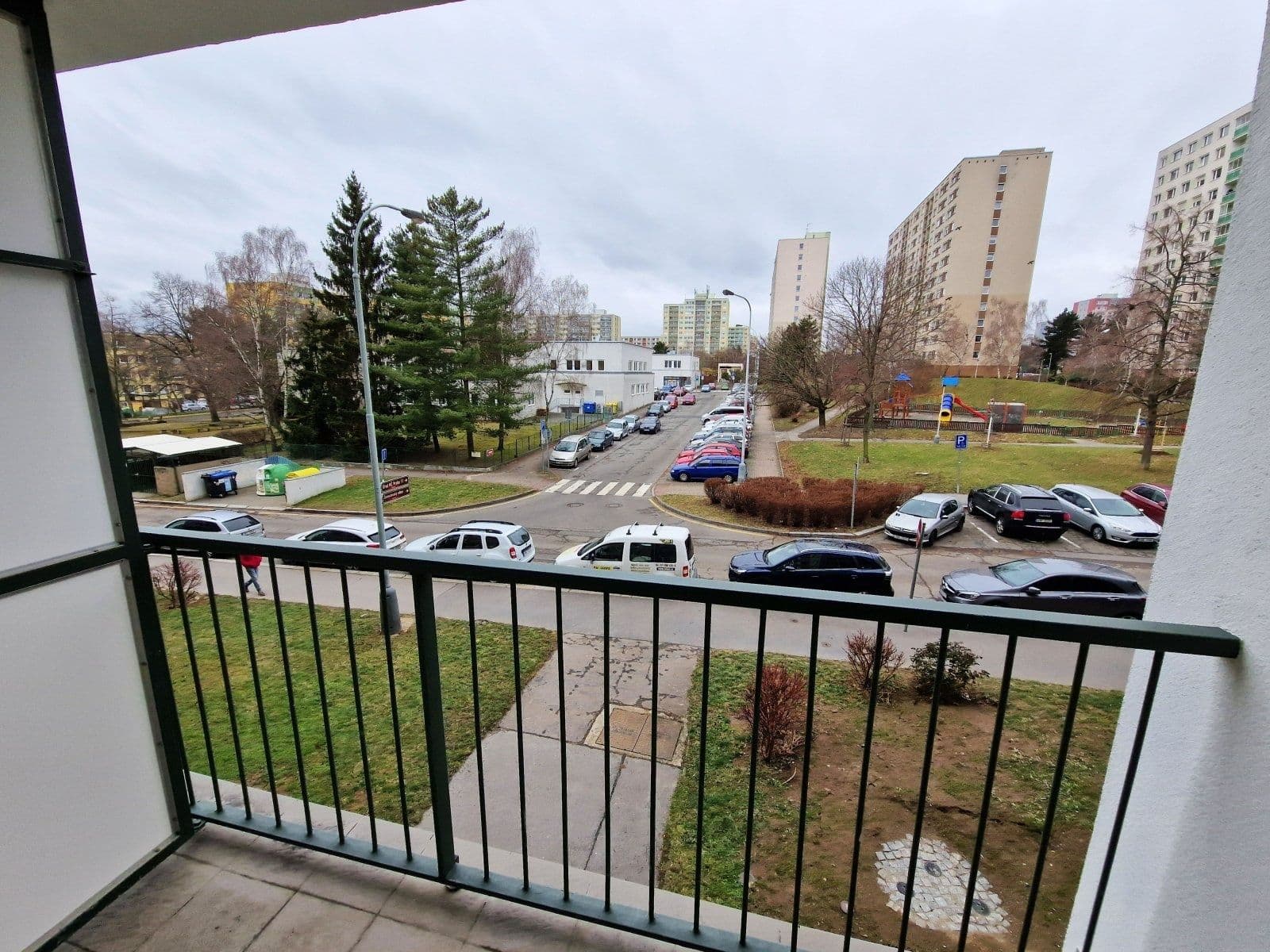 Prenájom bytu 3-izbový 65 m², Jažlovická, Praha, Praha Prenájom bytu 3-izbový 65 m², Jažlovická, Praha, Praha