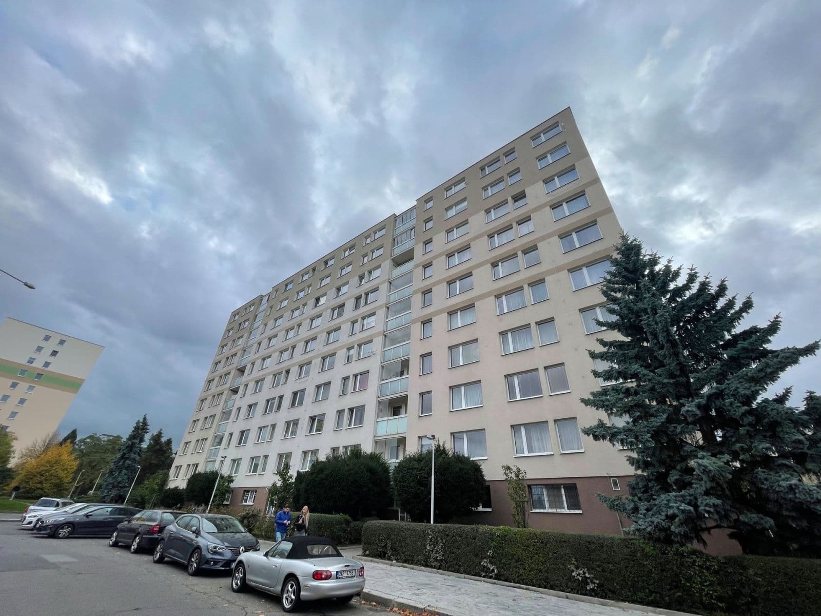 Prenájom bytu 3-izbový 76 m², Leopoldova, Praha, Praha Prenájom bytu 3-izbový 76 m², Leopoldova, Praha, Praha