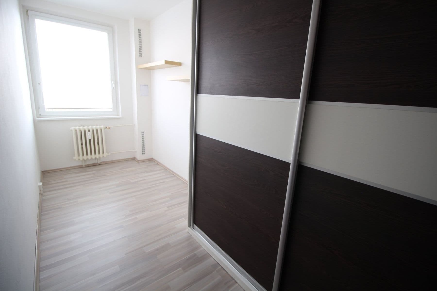 Prenájom bytu 3-izbový 76 m², Leopoldova, Praha, Praha Prenájom bytu 3-izbový 76 m², Leopoldova, Praha, Praha