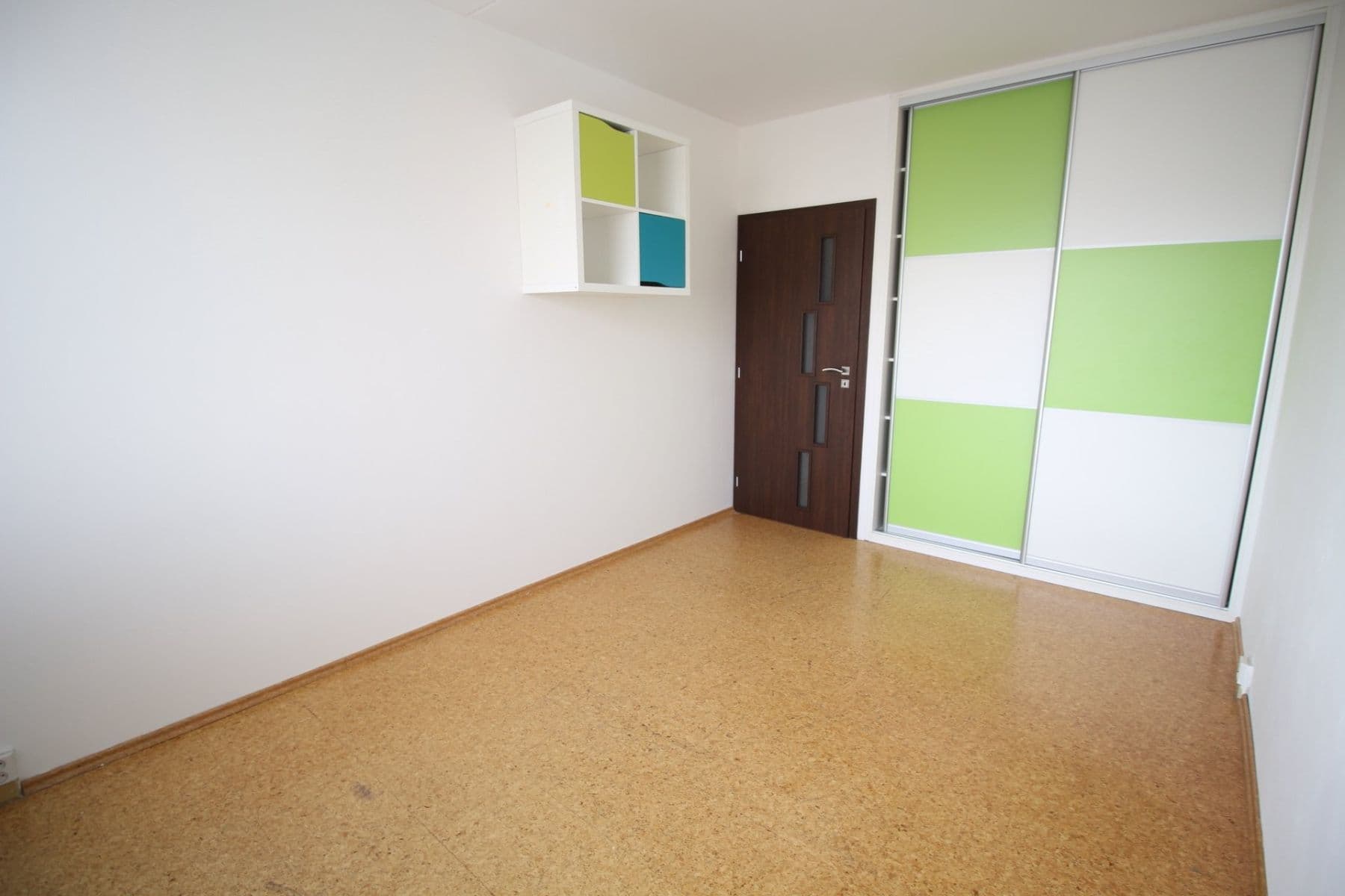 Prenájom bytu 3-izbový 76 m², Leopoldova, Praha, Praha Prenájom bytu 3-izbový 76 m², Leopoldova, Praha, Praha