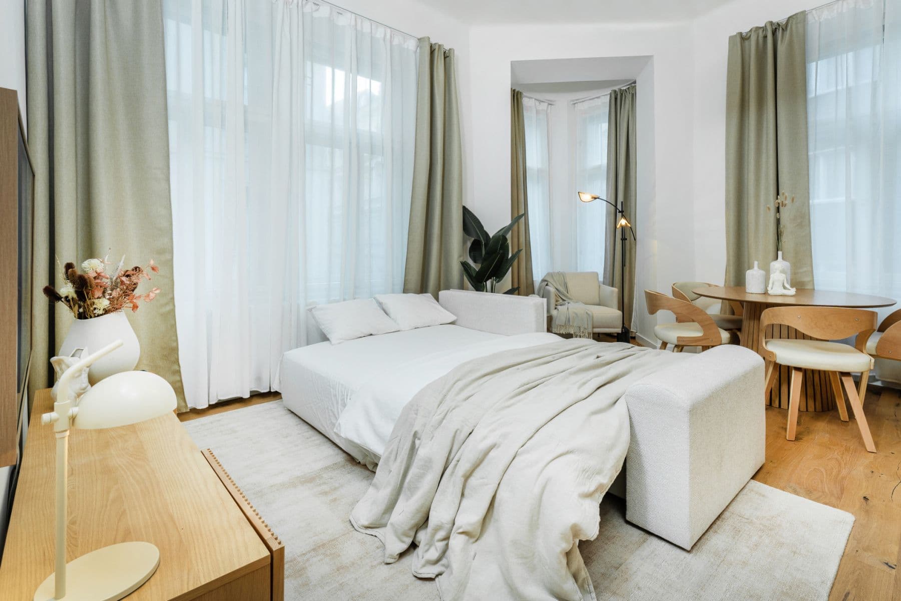 Prenájom bytu 75 m², Řeznická, Praha, Praha Prenájom bytu 75 m², Řeznická, Praha, Praha