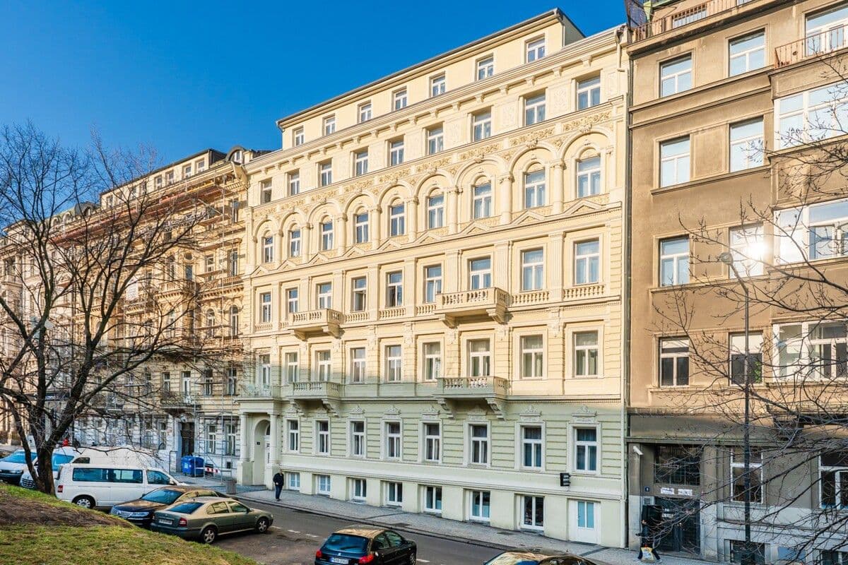 Prenájom bytu 40 m², Washingtonova, Praha, Praha Prenájom bytu 40 m², Washingtonova, Praha, Praha