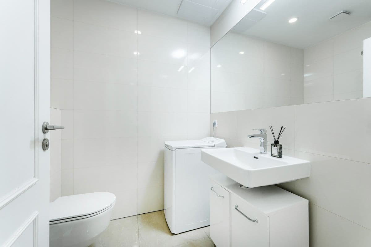 Prenájom bytu 40 m², Washingtonova, Praha, Praha Prenájom bytu 40 m², Washingtonova, Praha, Praha