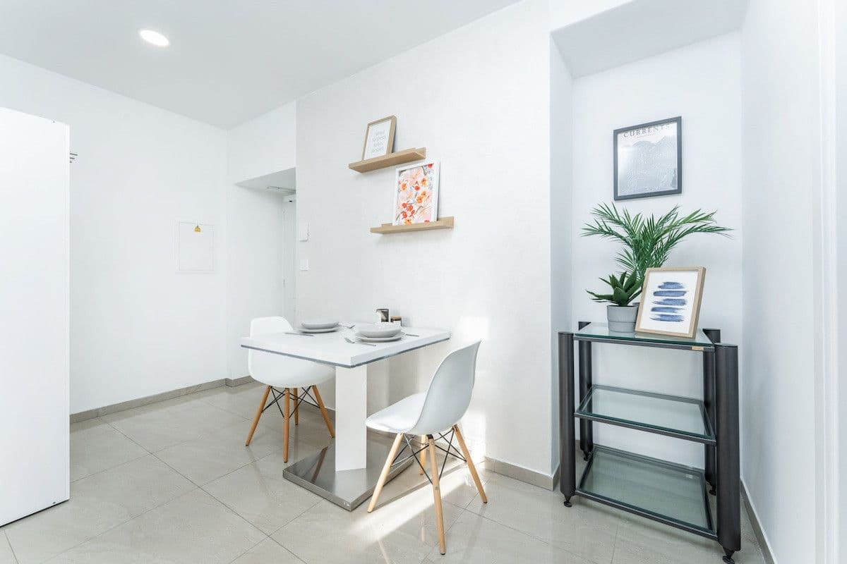 Prenájom bytu 40 m², Washingtonova, Praha, Praha Prenájom bytu 40 m², Washingtonova, Praha, Praha