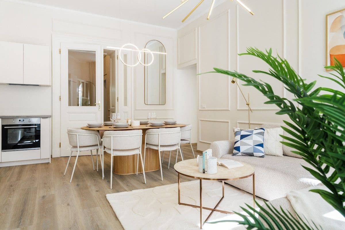 Prenájom bytu 75 m², Václavské náměstí, Praha, Praha Prenájom bytu 75 m², Václavské náměstí, Praha, Praha