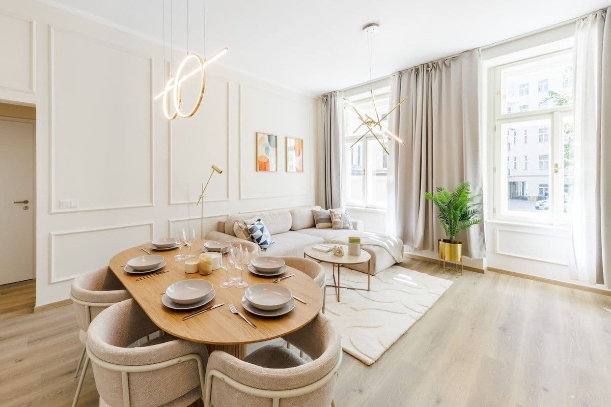 Prenájom bytu 75 m², Václavské náměstí, Praha, Praha Prenájom bytu 75 m², Václavské náměstí, Praha, Praha