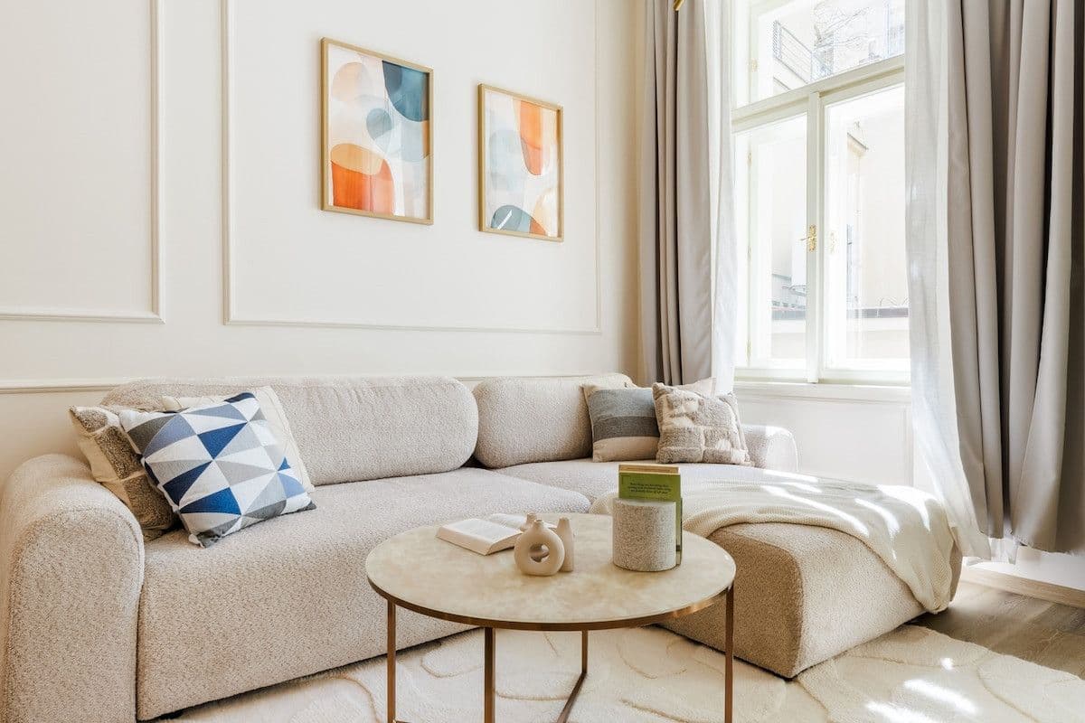 Prenájom bytu 75 m², Václavské náměstí, Praha, Praha Prenájom bytu 75 m², Václavské náměstí, Praha, Praha