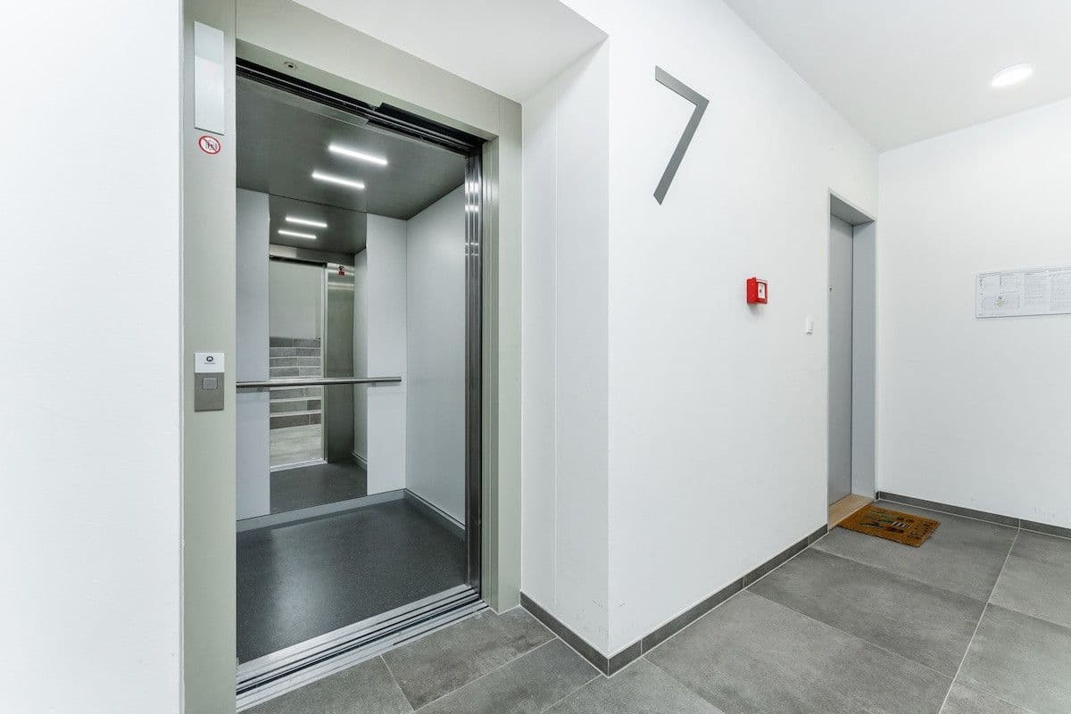Prenájom bytu 59 m², Ocelářská, Praha, Praha Prenájom bytu 59 m², Ocelářská, Praha, Praha