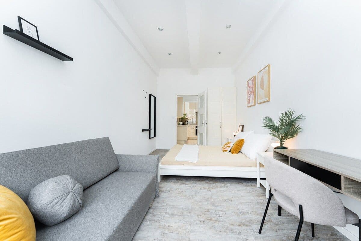 Prenájom bytu 75 m², Opletalova, Praha, Praha Prenájom bytu 75 m², Opletalova, Praha, Praha