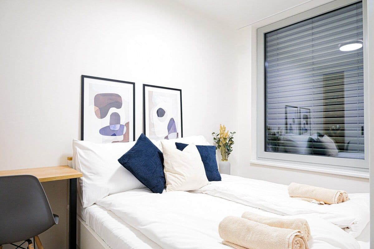 Prenájom bytu 45 m², Plzeňská, Praha, Praha Prenájom bytu 45 m², Plzeňská, Praha, Praha