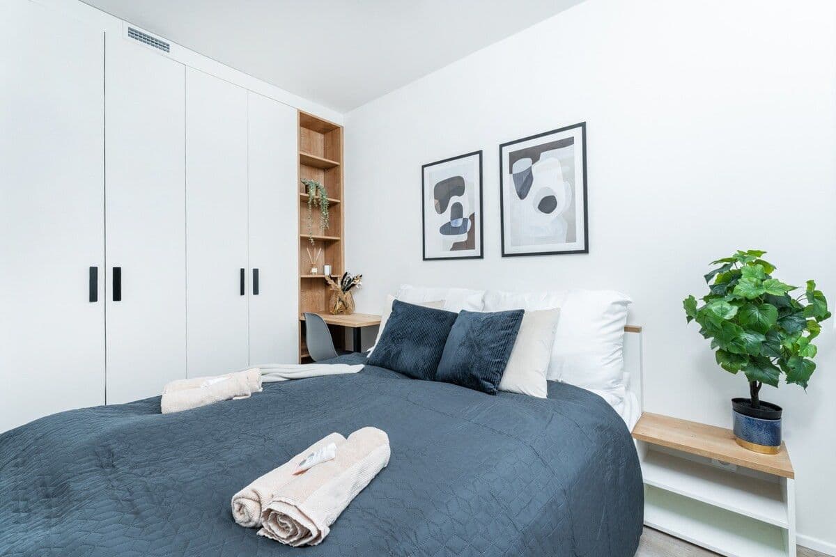 Prenájom bytu 45 m², Plzeňská, Praha, Praha Prenájom bytu 45 m², Plzeňská, Praha, Praha