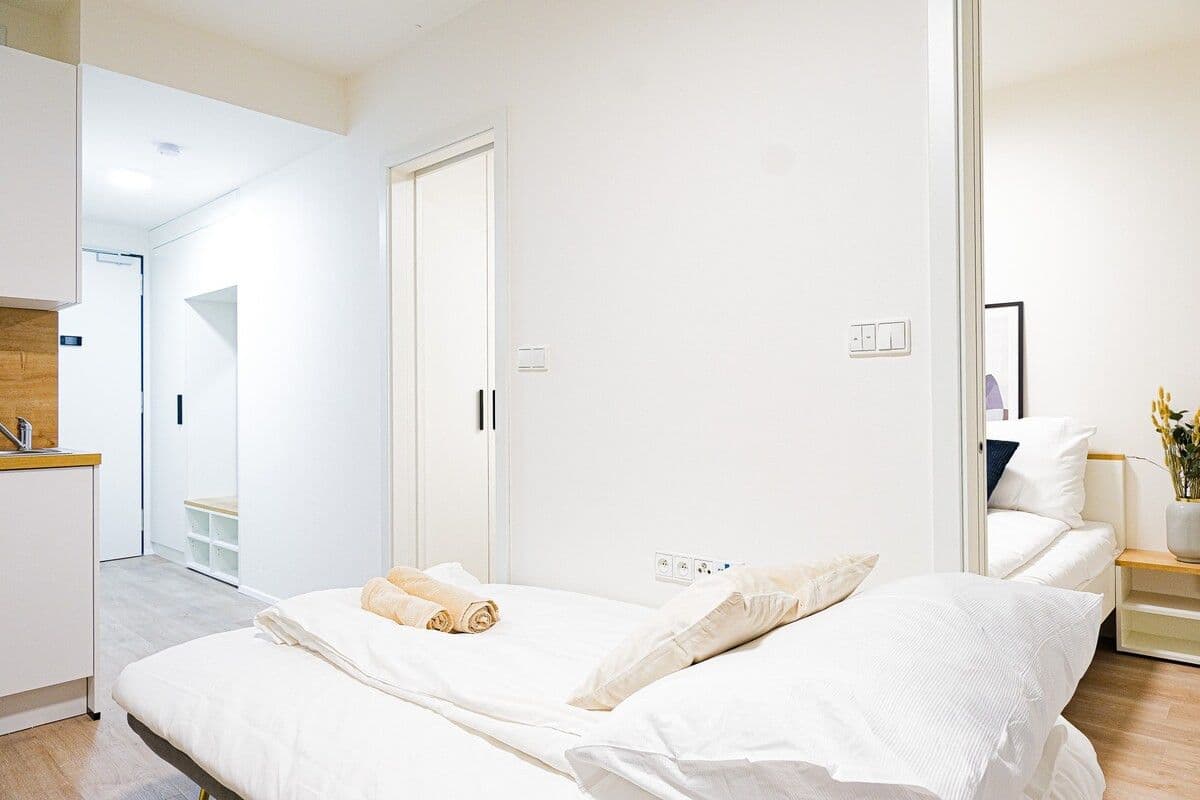 Prenájom bytu 45 m², Plzeňská, Praha, Praha Prenájom bytu 45 m², Plzeňská, Praha, Praha