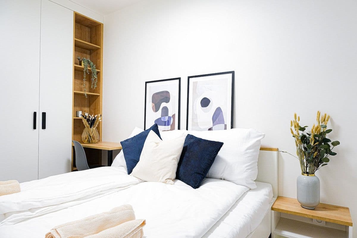 Prenájom bytu 45 m², Plzeňská, Praha, Praha Prenájom bytu 45 m², Plzeňská, Praha, Praha